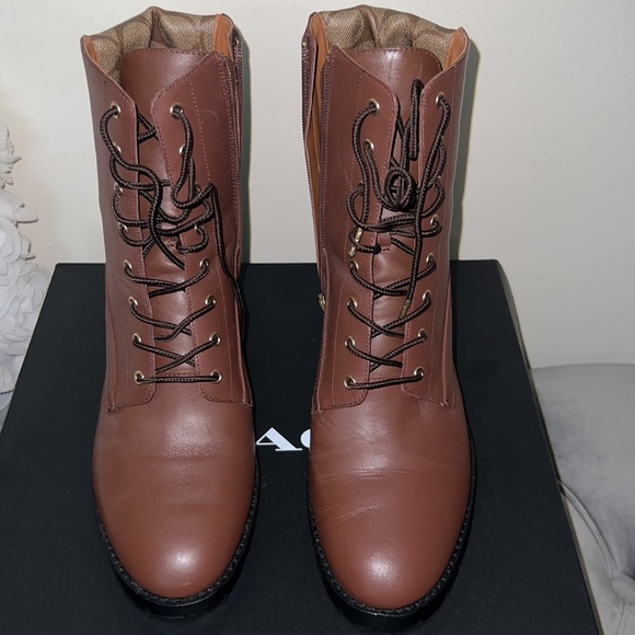 Coach walnut color boot - Picture 5 of 8